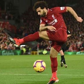 مشهد صلاح "المحرج" أمام إيفرتون.. وسر الابتسامة الهادئة