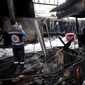 بالفيديو والصور: لحظات مرعبة لرفع حطام قاطرة محطة مصر المنكوبة 