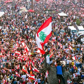 حان وقت الحقيقة: من يلعب بالبلاد؟